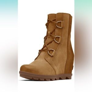 Like new 8.5 Sorel Joan of Arctic II Wedge Waterproof Leather Boot
